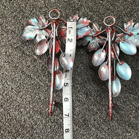 Metal Grape Kitchen Wall Hooks 2 Piece Set Lot Decorative Hardware - Picture 4 of 5